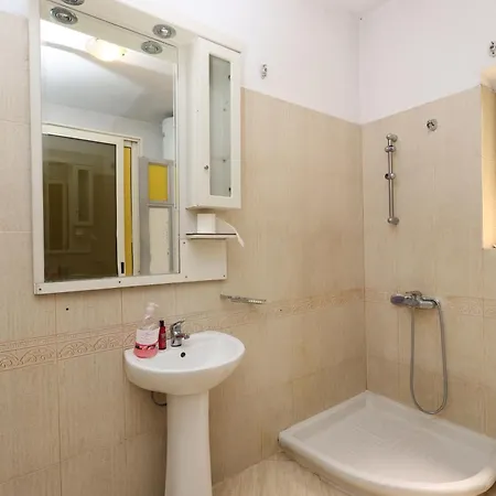 Osho Hostel