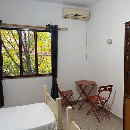 Hostel Osho *