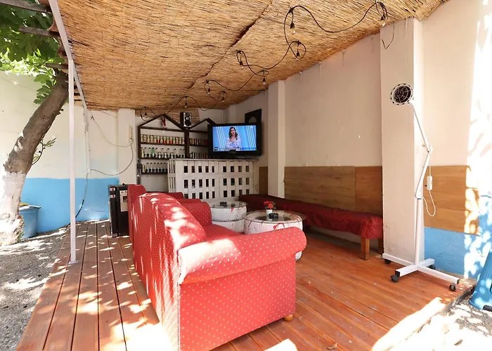 Osho 旅馆 地拉那