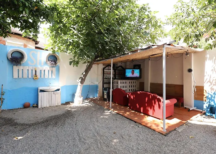 Hostel Osho Tirana